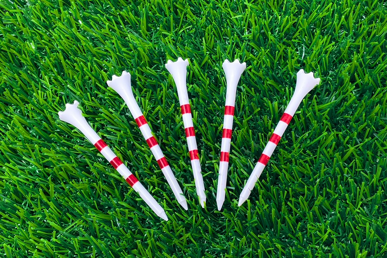 Tee In 3 ¼” Golf Tees Plastic – White w/Red Stripes - 100 Plastic Golf Tees i ...